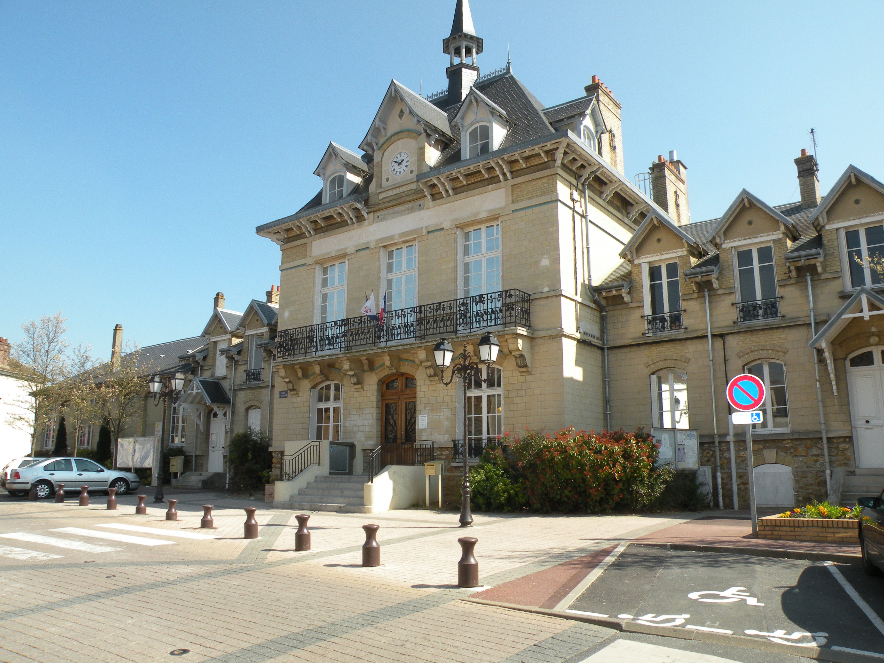 Mairie de Cergy